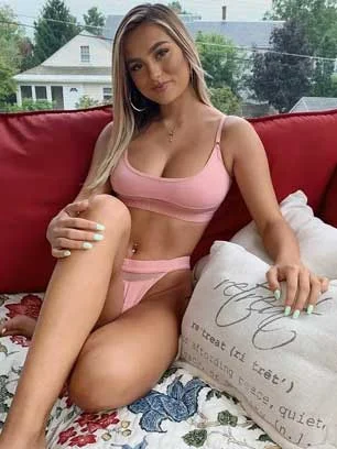 Model Escorts in kashmiri-gate